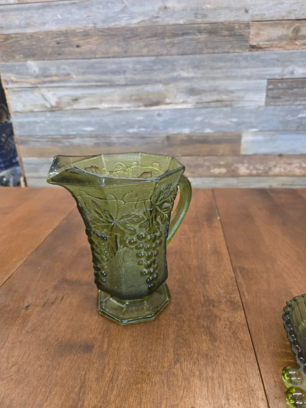 Indiana glass pitcher and 5-part relish tray set, fruits pattern (1945-1969)